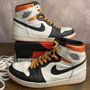 Jordan 1 Retro High Electro Orange Size 12 555088-180 Authentic Men’s Sneakers